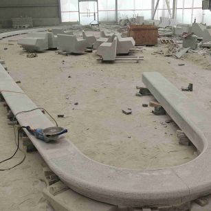 牡丹江 芝麻白花岗岩弧形花坛石，坐凳石