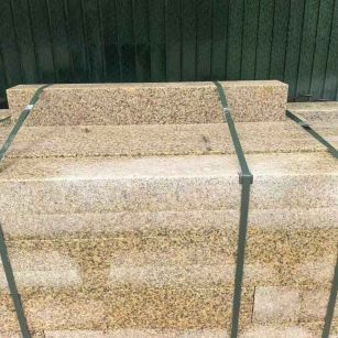 牡丹江 黄金麻花岗岩石材机切面栏杆料半成品