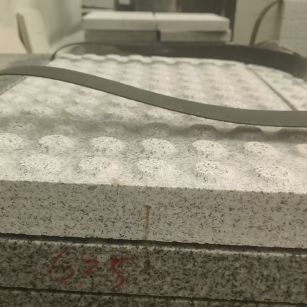 牡丹江 芝麻白花岗岩6.0公分荔枝面五轴加工雕刻盲点