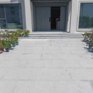 牡丹江 芝麻白花岗岩地铺石地面铺装