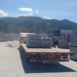 牡丹江 芝麻白仿形路沿石，直形路沿石