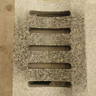 牡丹江 芝麻白拉丝面花岗岩U型开槽排水槽