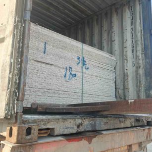 牡丹江 芝麻白花岗岩石材3.0公分光面毛板装柜出货