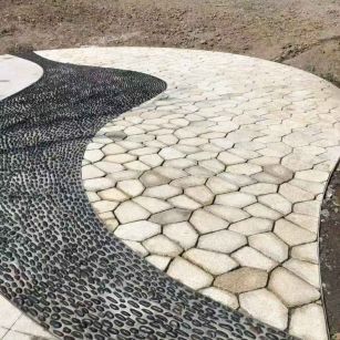 牡丹江 黄金麻冰裂纹地铺石工地铺装案例