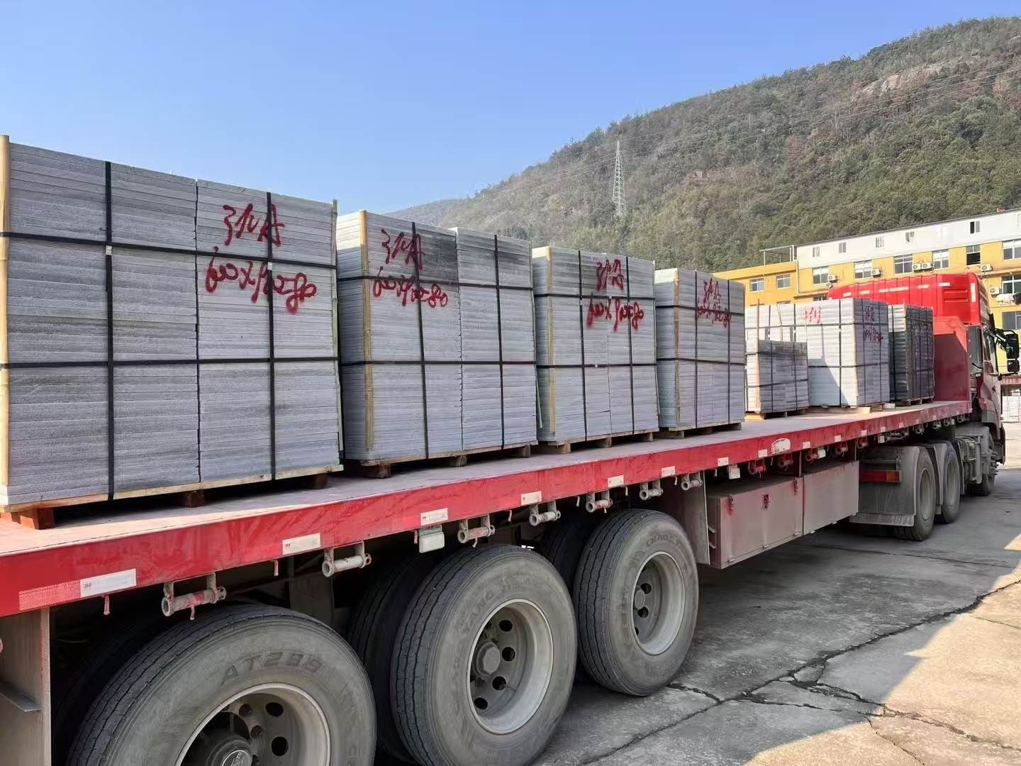 牡丹江 芝麻灰地铺石出货日常