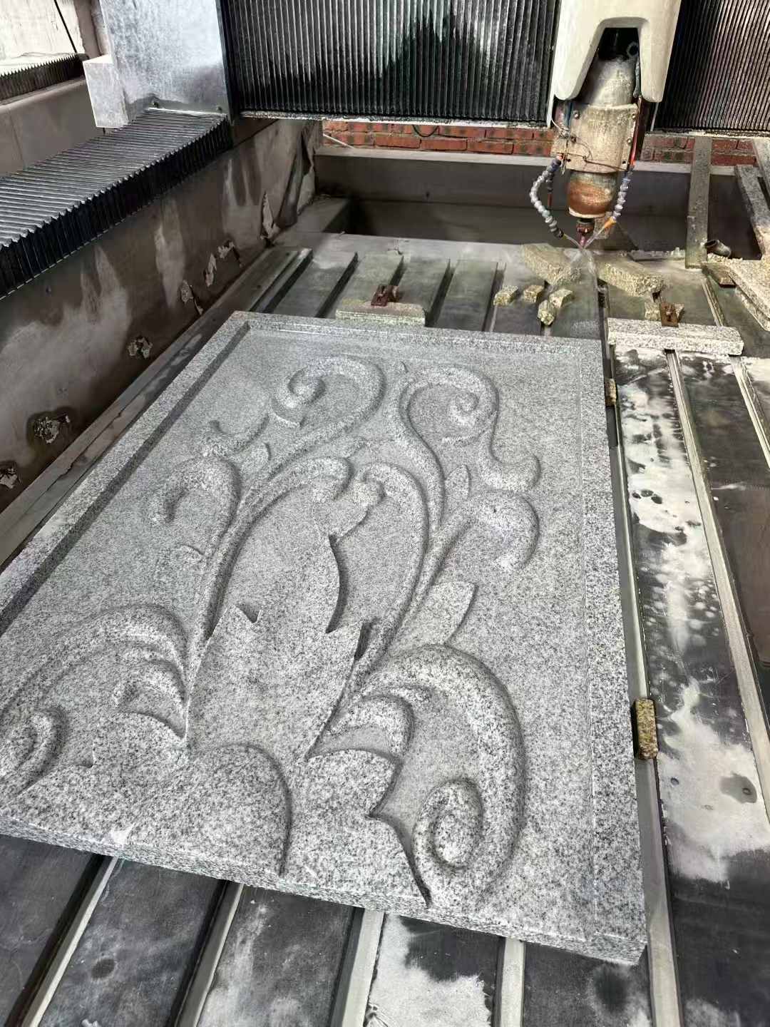 牡丹江 白麻别墅干挂雕花板