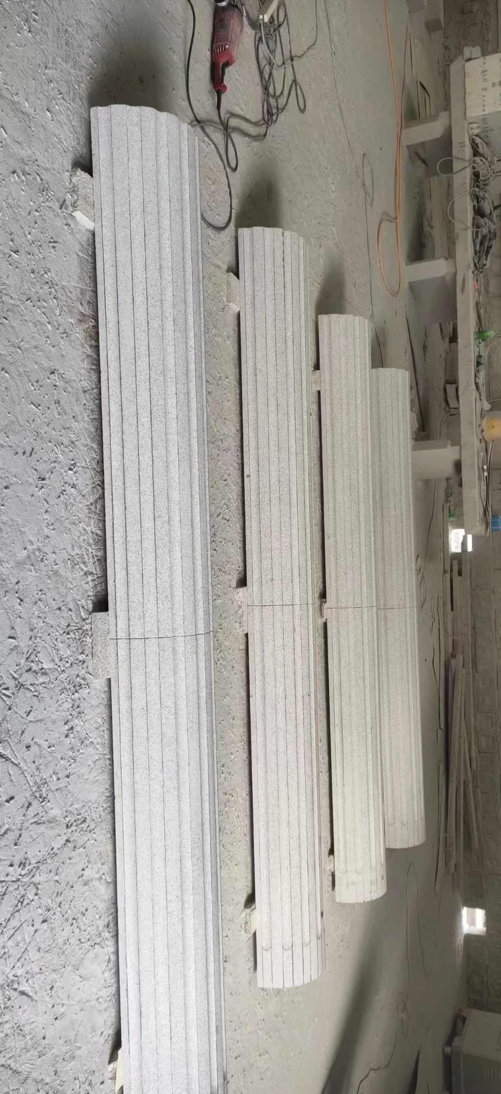 牡丹江 花岗岩厂家带你看白麻花岗岩门楼大柱柱皮