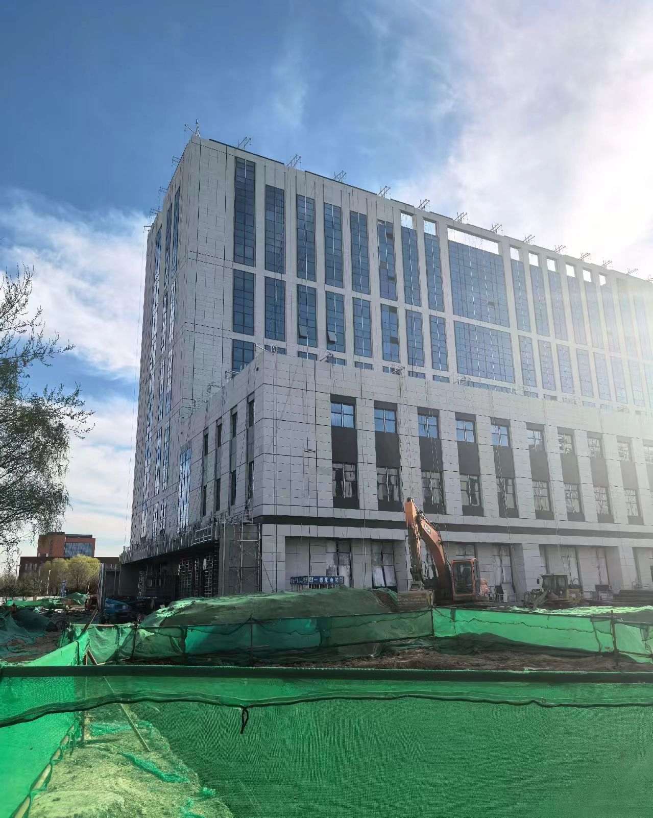 牡丹江 白麻花岗岩石材外墙干挂