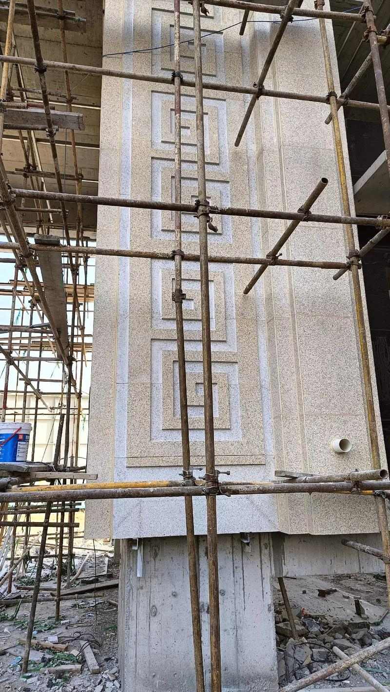 牡丹江 黄金麻花岗岩别墅外墙干挂回纹造型效果