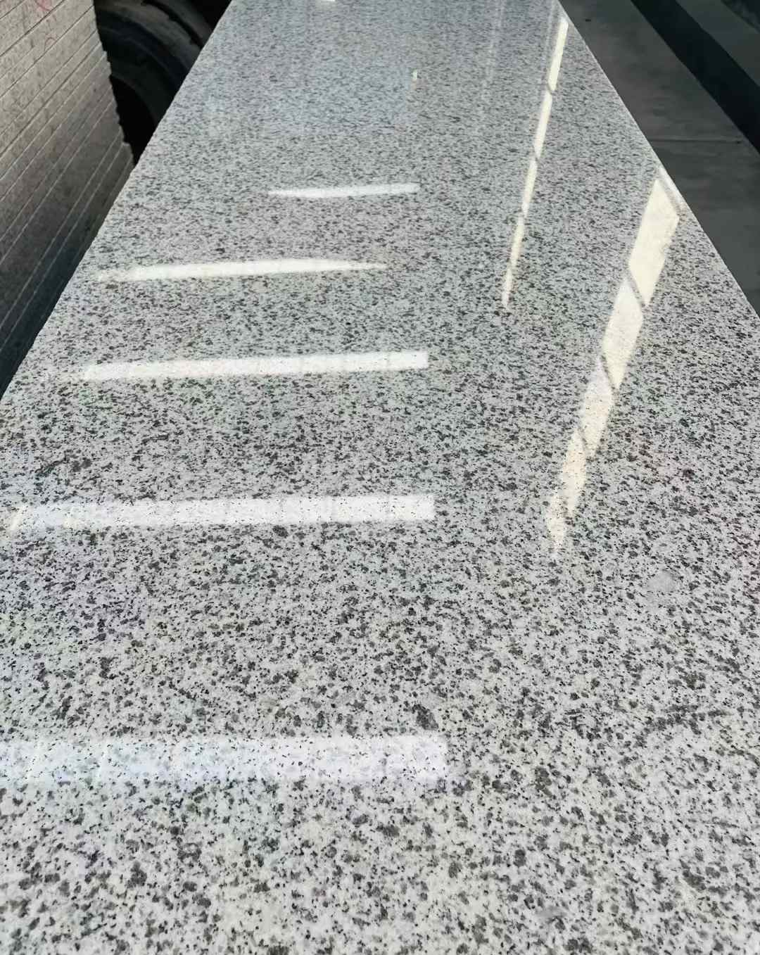 牡丹江 白麻花岗岩光面毛板